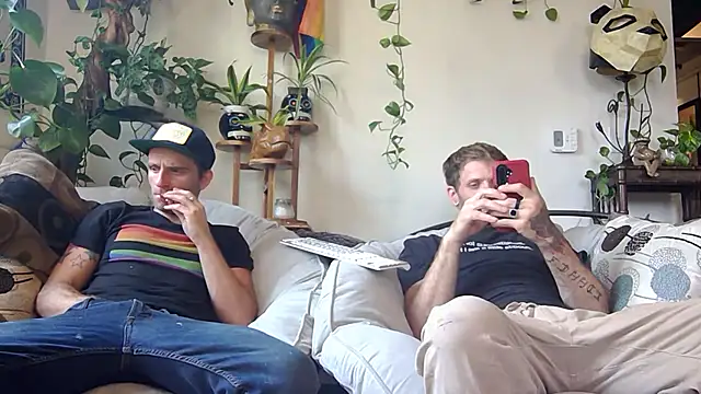 Snapshot of DavidEugeneOr chatting on 08.04.26 DavidEugeneOr online show from 08.04.26