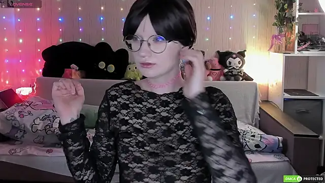JulietFisher online show from 05.14.26