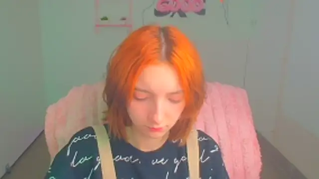 Snapshot of Butterfly_Milly chatting on 04.13.26 Butterfly Milly online show from 04.13.26
