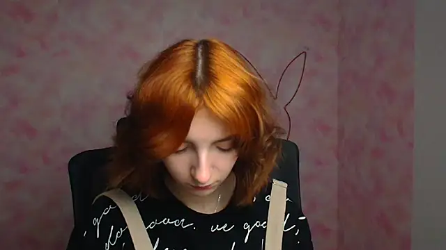 Snapshot of Butterfly_Milly chatting on 04.14.26 Butterfly Milly online show from 04.14.26