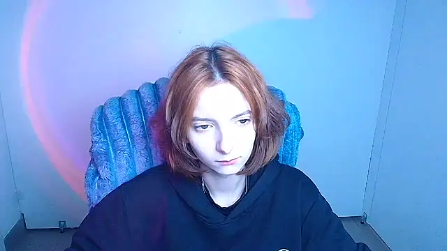 Snapshot of Butterfly_Milly chatting on 04.27.26 Butterfly Milly online show from 04.27.26