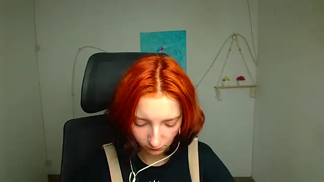 Snapshot of Butterfly_Milly chatting on 05.05.26 Butterfly Milly online show from 05.05.26