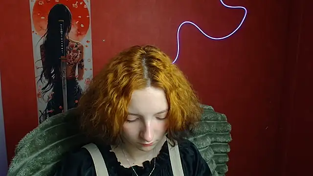 Snapshot of Butterfly_Milly chatting on 05.20.26 Butterfly Milly online show from 05.20.26