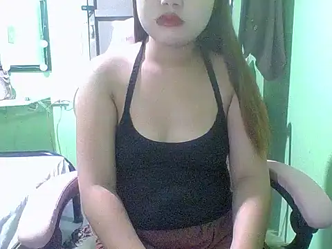 Snapshot of mae68902 chatting on 04.18.26 mae68902 online show from 04.18.26