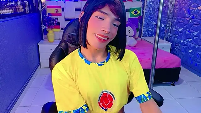 IsaacNovaa online show from 07.03.26