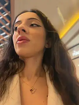 Hottiem4 online show from 03.25.26