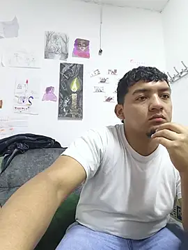Snapshot of Itsdavidxxx chatting on 05.25.26 Itsdavidxxx online show from 05.25.26