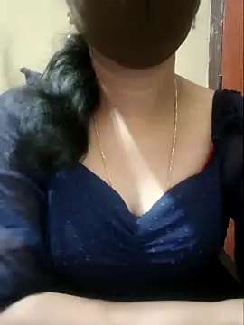 Snapshot of Latha_lovely chatting on 05.11.26 Latha lovely online show from 05.11.26