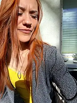 SlimBellaOfficial online show from 04.04.26