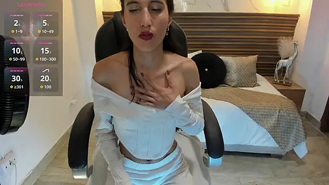 Shary leon online show from 07.18.26
