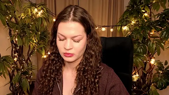 Snapshot of SusanBailley chatting on 04.05.26 SusanBailley online show from 04.05.26