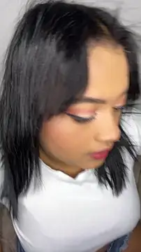 Snapshot of Saraa_M chatting on 05.31.26 Saraa M online show from 05.31.26