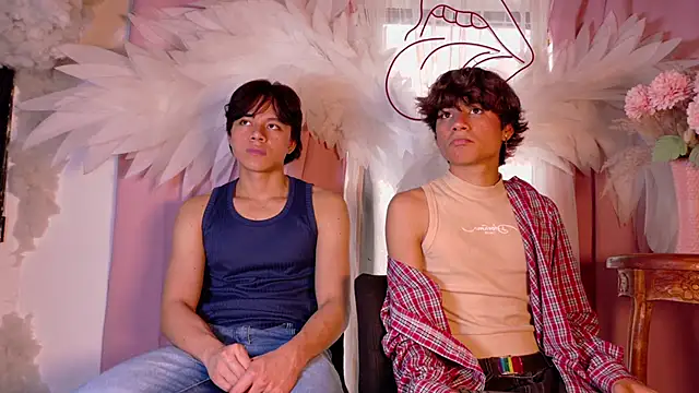 Snapshot of Max_gold chatting on 03.25.26 Max gold online show from 03.25.26