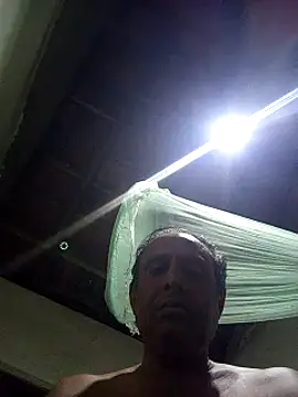 Snapshot of thushara12 chatting on 03.25.26 thushara12 online show from 03.25.26