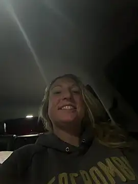 Snapshot of sweetkacibaby chatting on 04.09.26 sweetkacibaby online show from 04.09.26