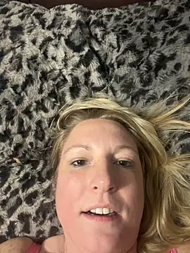 Snapshot of sweetkacibaby chatting on 04.10.26 sweetkacibaby online show from 04.10.26