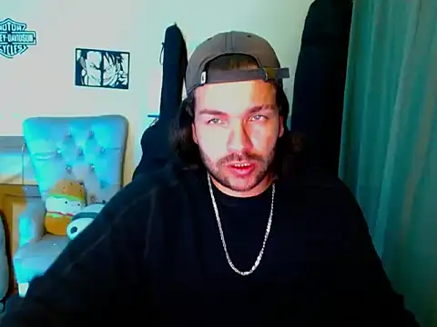 Snapshot of matt_smith chatting on 07.23.26 matt smith online show from 07.23.26