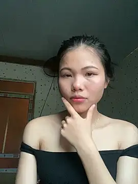 Snapshot of Mi-Lani chatting on 03.27.26 Mi-Lani online show from 03.27.26