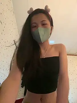 Snapshot of Mi-Lani chatting on 03.29.26 Mi-Lani online show from 03.29.26