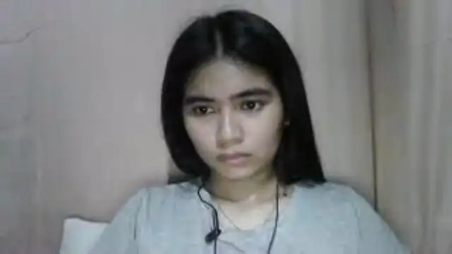 SarinaWhisenton online show from 03.30.26