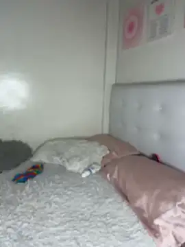 Snapshot of SUSYMIILS chatting on 04.09.26 SUSYMIILS online show from 04.09.26