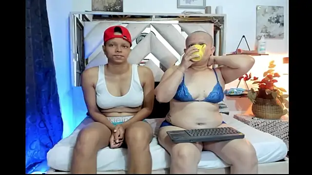 Natasha and zoe  online show from 07.18.26