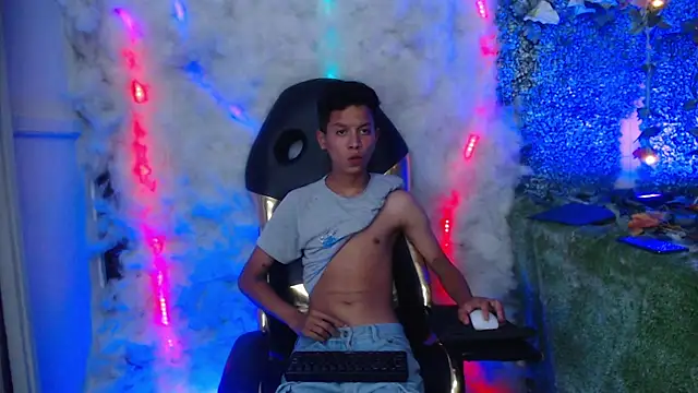 camilo hott3 online show from 03.26.26