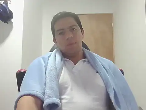 Snapshot of jutipia chatting on 03.28.26 jutipia online show from 03.28.26