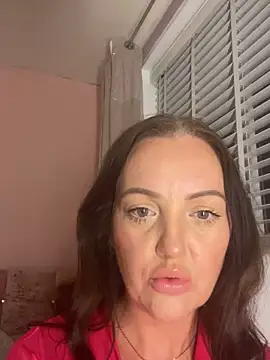 Snapshot of Ladyluxee chatting on 03.28.26 Ladyluxee online show from 03.28.26