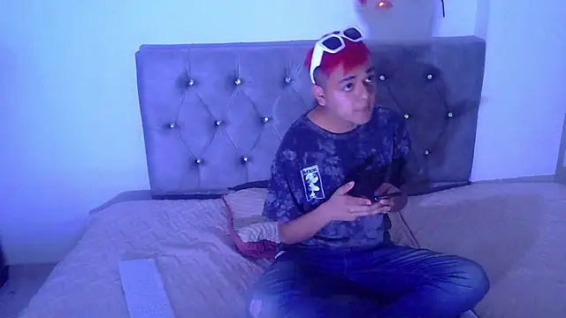 Snapshot of Sebas_lovesexy chatting on 03.27.26 Sebas lovesexy online show from 03.27.26