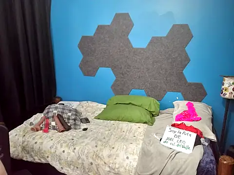 MachoPutito online show from 12.18.25