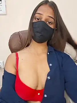 SIYA-143  online show from 06.18.26