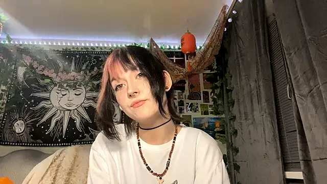 Snapshot of DancingDancingLove chatting on 03.27.26 DancingDancingLove online show from 03.27.26