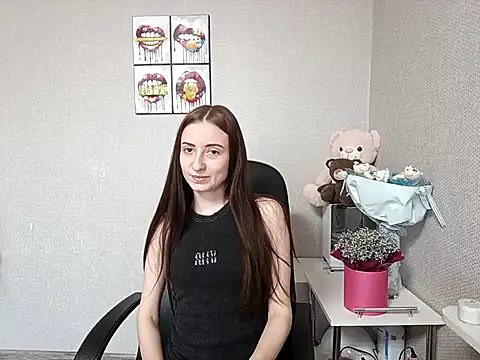 Snapshot of Linda_Mur_ chatting on 04.04.26 Linda Mur online show from 04.04.26