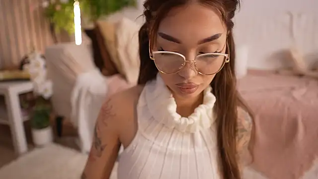 SashaFererra online show from 04.02.26