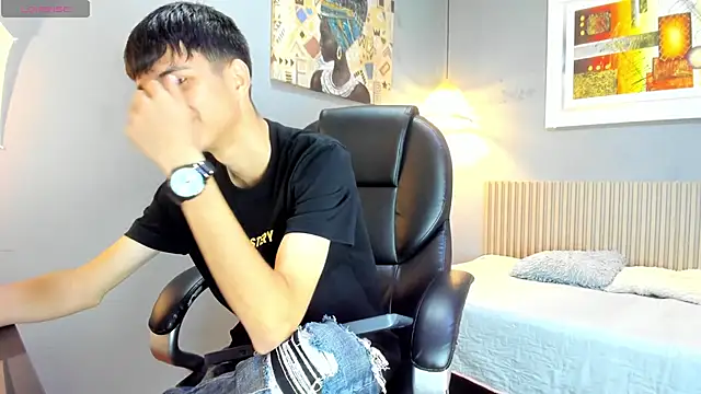 Snapshot of maxim_rod chatting on 06.12.26 maxim rod online show from 06.12.26