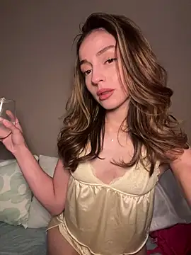 CamilaaLove online show from 04.16.26