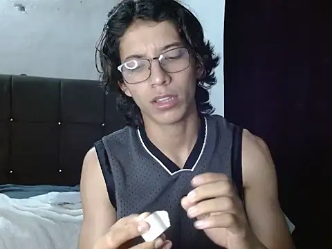 Snapshot of VazacGaming chatting on 04.22.26 VazacGaming online show from 04.22.26