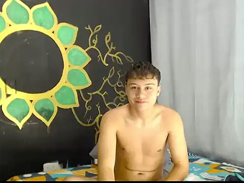 Snapshot of Boy_Lovely18 chatting on 03.30.26 Boy Lovely18 online show from 03.30.26