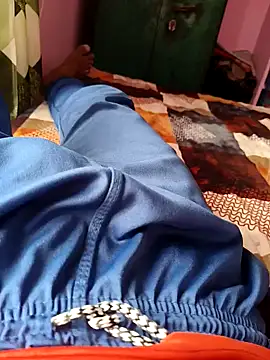 hotboy122345 online show from 04.10.26