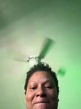 Sweetie8582 online show from 04.20.26