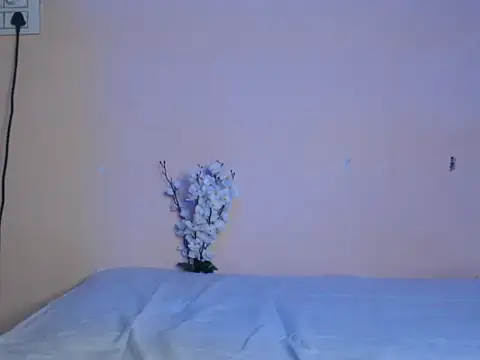 chocolate sophia online show from 04.02.26