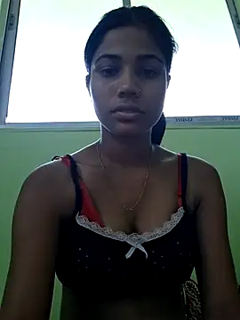 Snapshot of sexy__Valentine chatting on 04.22.26 sexy Valentine online show from 04.22.26