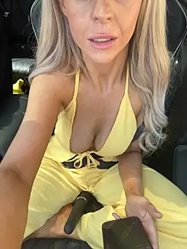 EllieAfterDark89 online show from 07.24.26