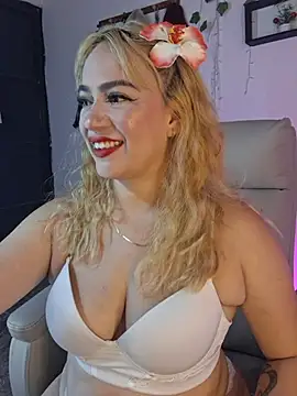 Carolina 2403 online show from 06.07.26