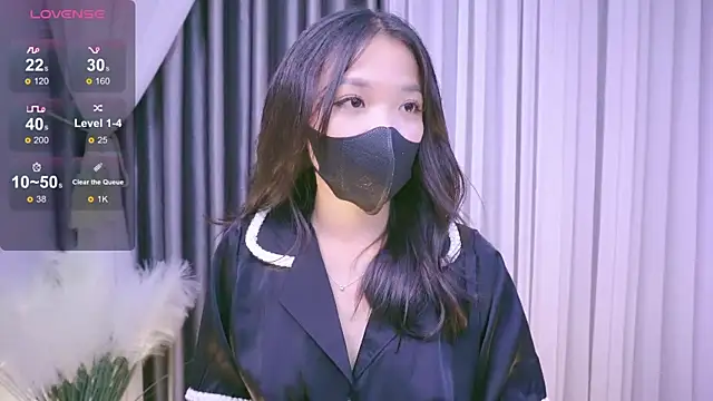 Lu Ly22 online show from 07.14.26