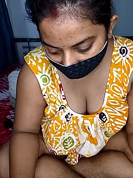 Snapshot of CamGirl_Neha chatting on 05.25.26 CamGirl Neha online show from 05.25.26