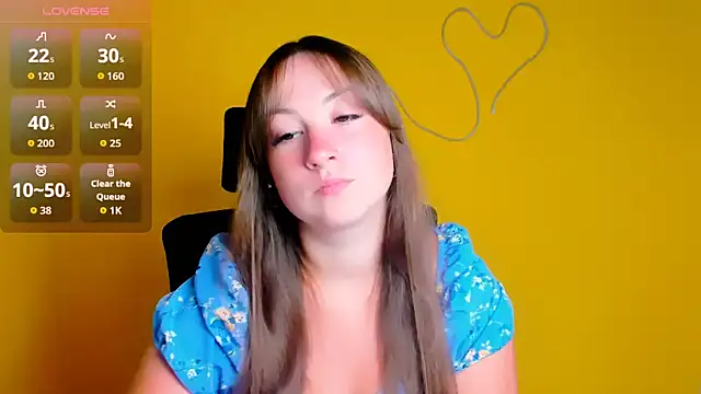 Snapshot of Tiffani_Angel chatting on 07.21.26 Tiffani Angel online show from 07.21.26