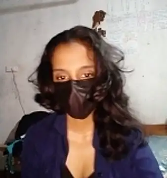 Snapshot of manu_babe chatting on 03.31.26 manu babe online show from 03.31.26