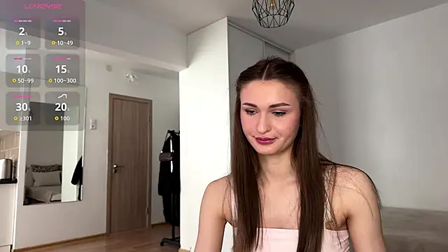 HallieHollo online show from 05.31.26